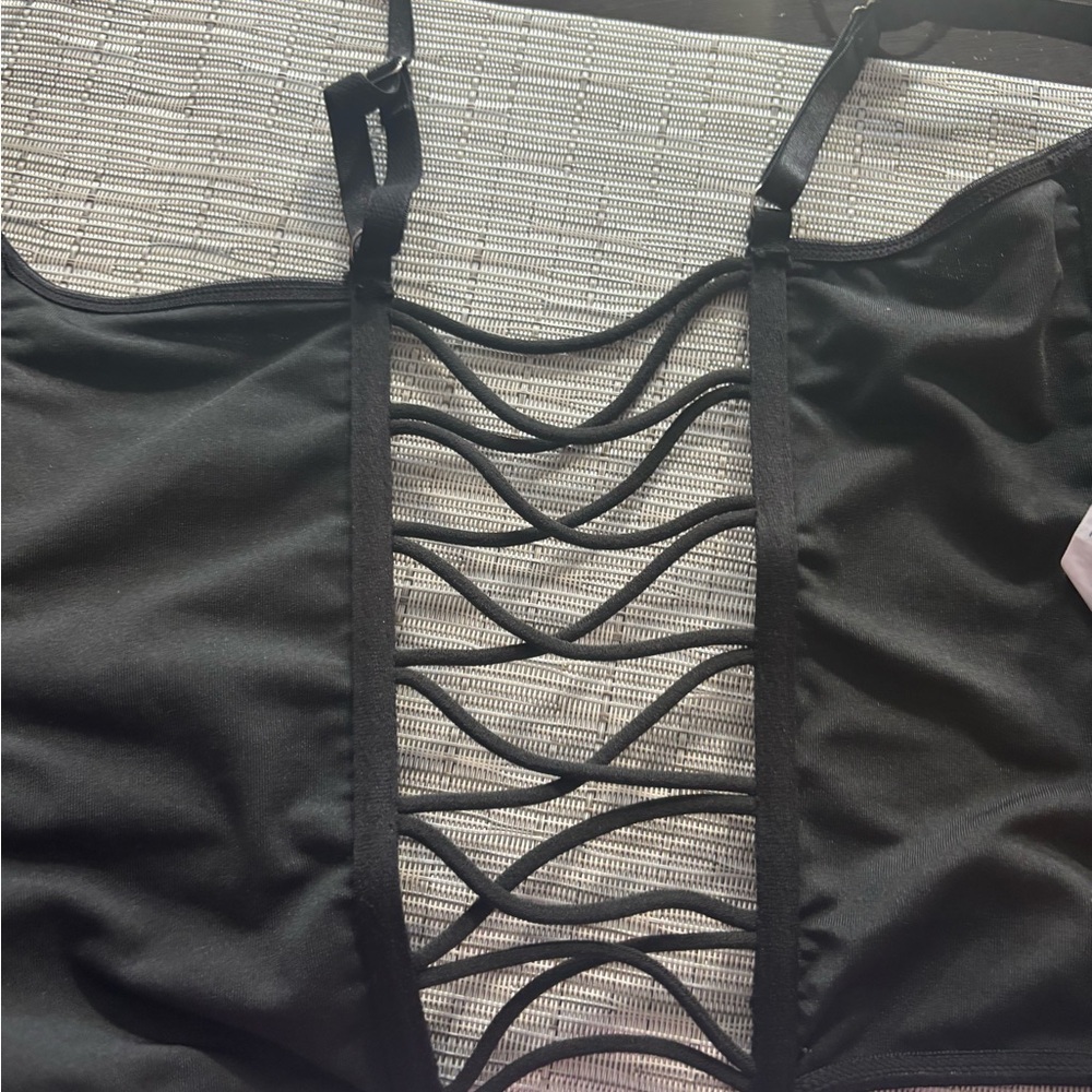 Black corset with adjustable straps size small brand SHEIN - Picture 8 of 8